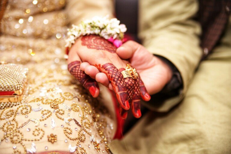 khadija-yousaf-lKwp3-FQomY-unsplash